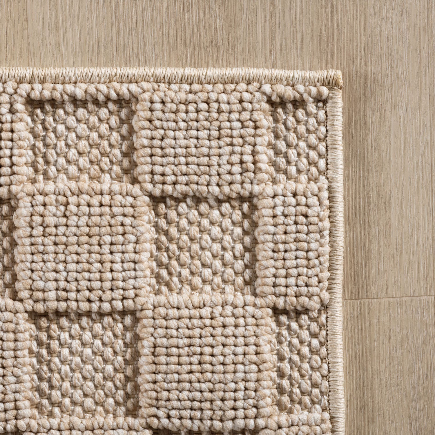 Helix 2203 Beige – Kurzflor Teppich Beige günstig kaufen
