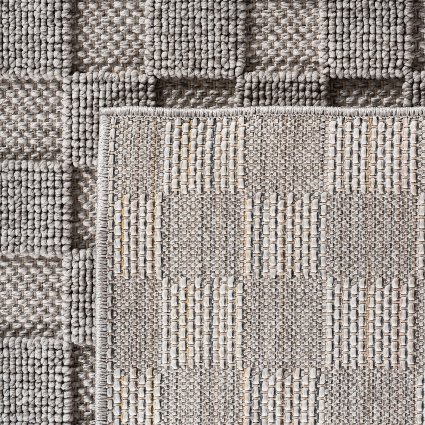 Helix 2203 Silber – Moderner Kurzflor Teppich Silber kaufen