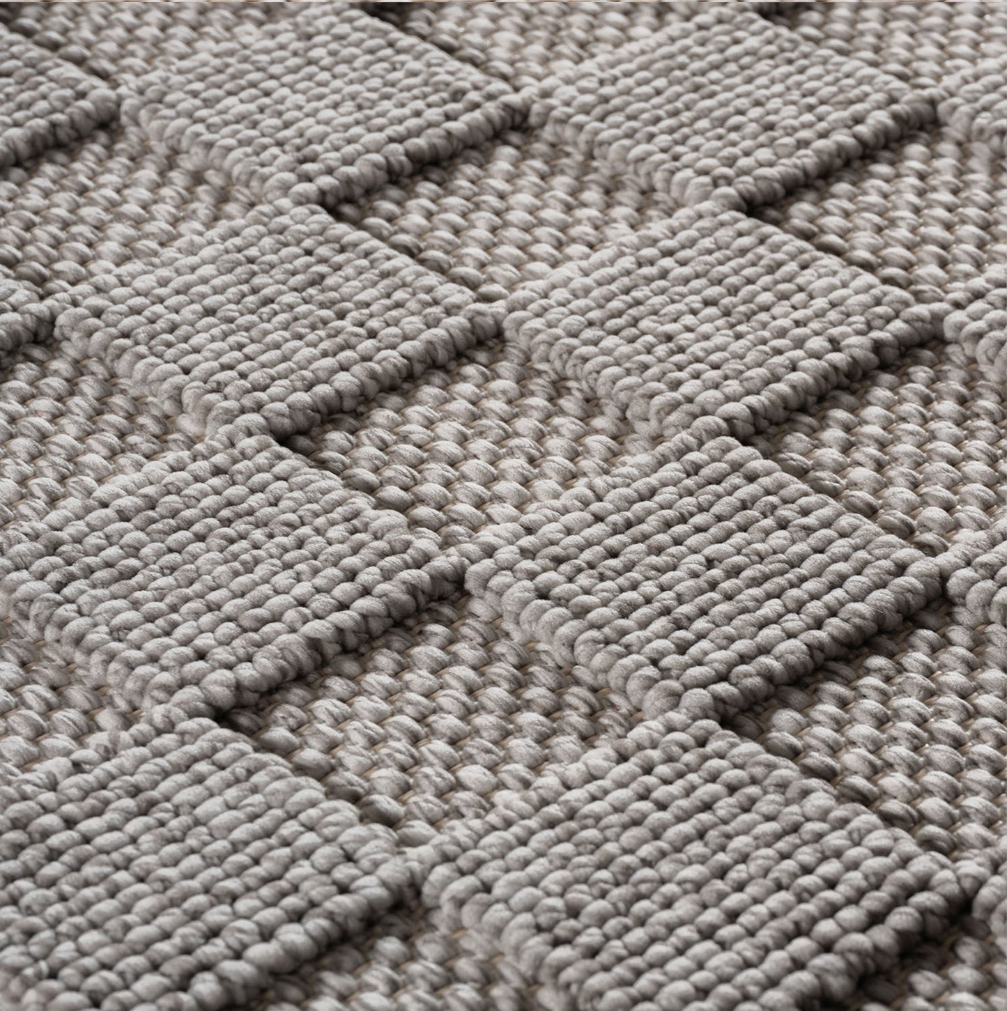 Helix 2203 Silber – Moderner Kurzflor Teppich Silber kaufen