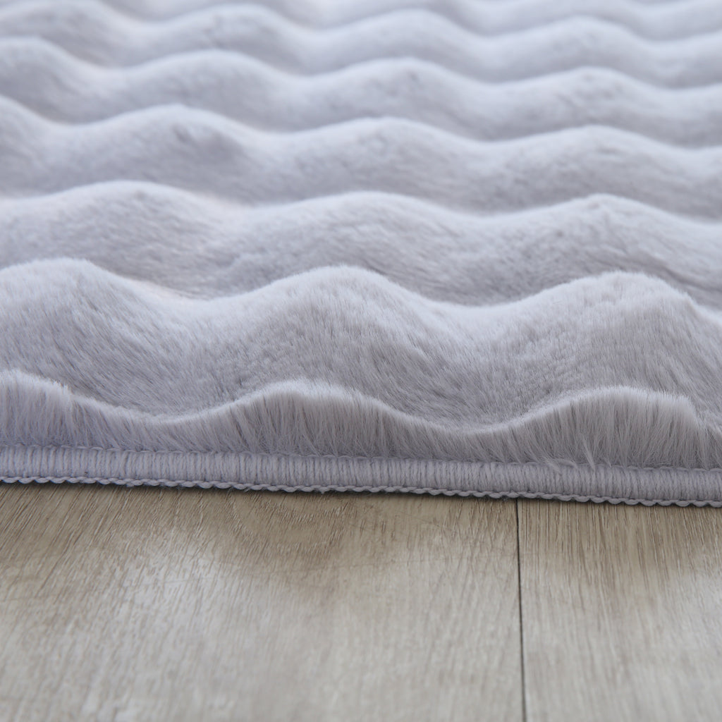 Ambiance 5110 Silber – Moderner 3D Plüschteppich in Silbergrau
