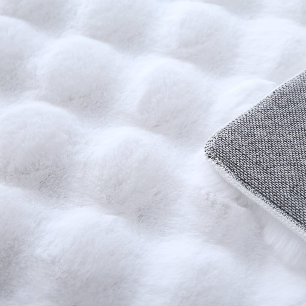 Ambiance 5110 Weiß – Luxuriöser 3D Plüsch Teppich in Reinweiß