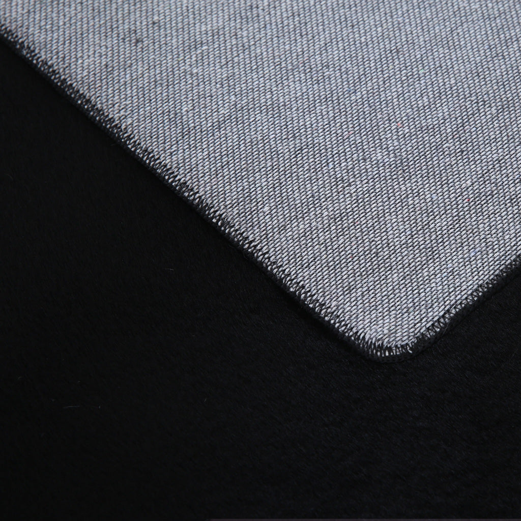 Pouffy 5100 Schwarz – Weicher Teppich in Schwarz