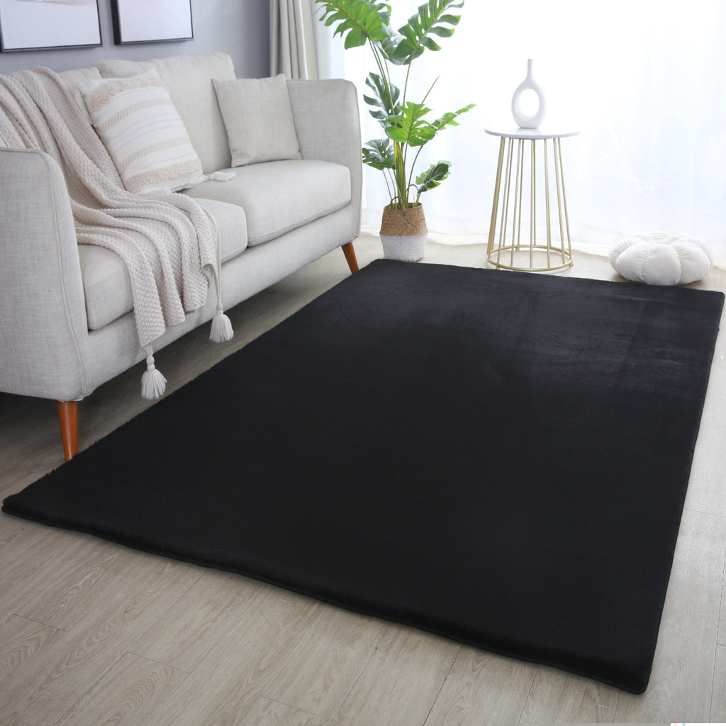 Pouffy 5100 Schwarz – Weicher Teppich in Schwarz