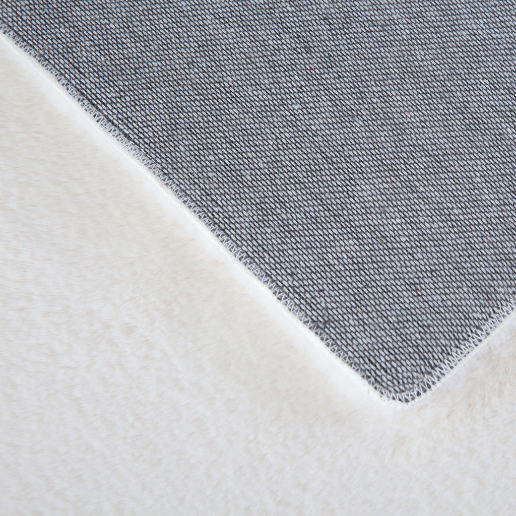 Pouffy 5100 Creme – Weicher Teppich in Creme