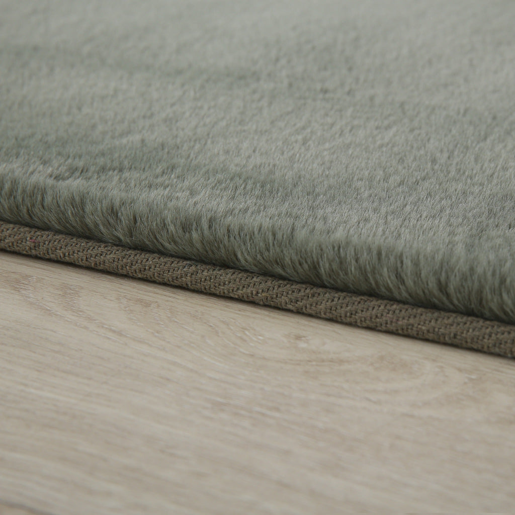 Pouffy 5100 Grün – Weicher Teppich in Grün