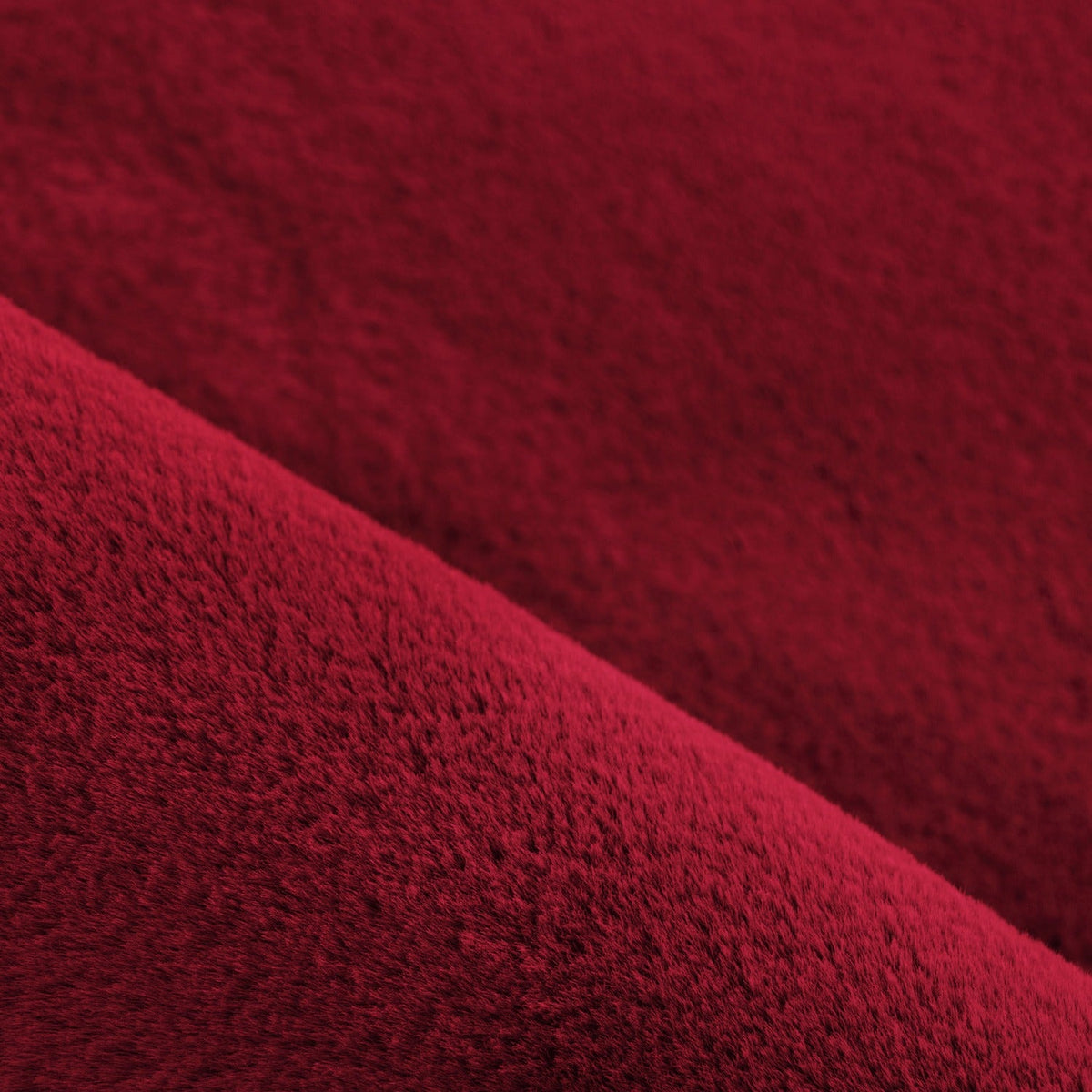 Pouffy 5100 Rot – Weicher Teppich in Rot
