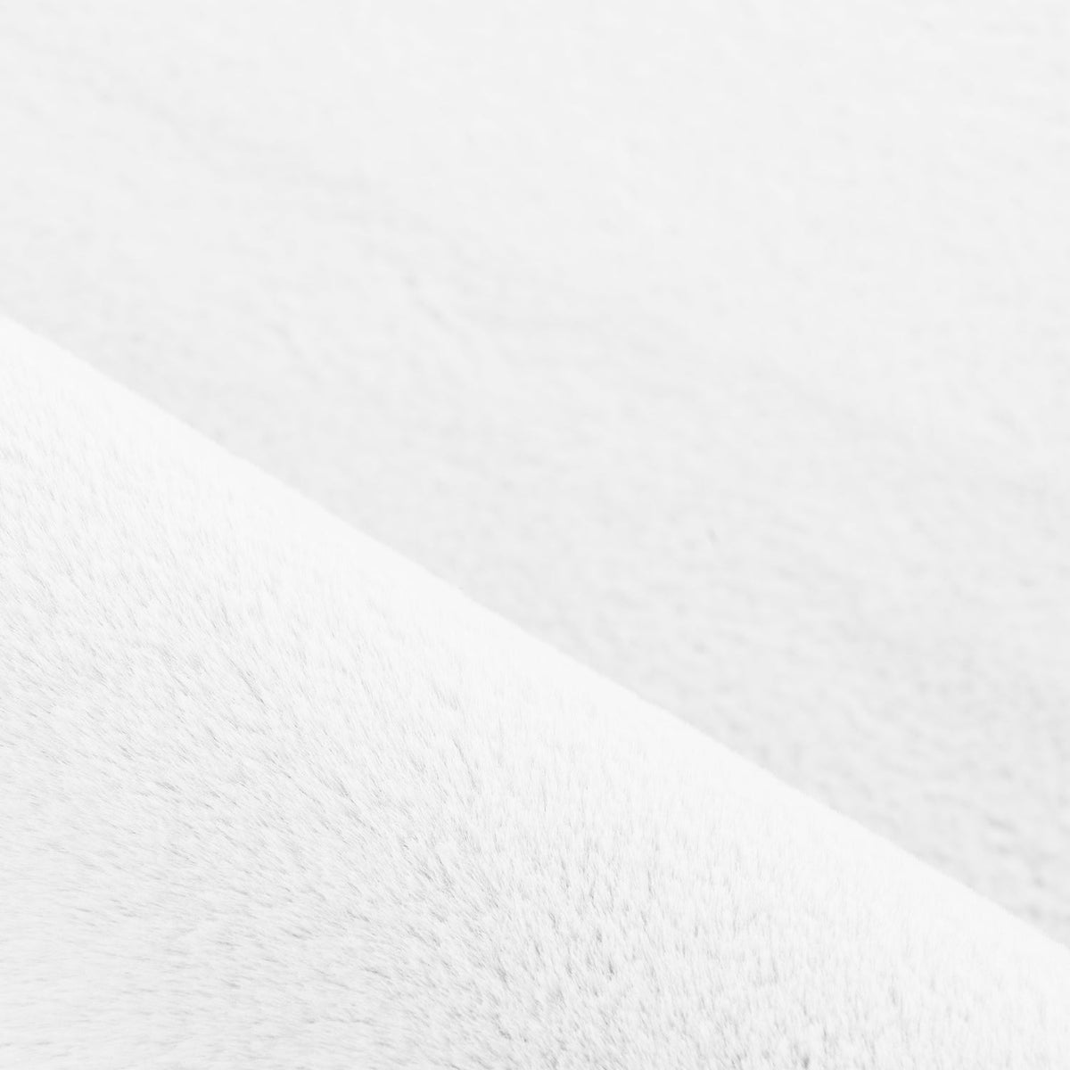Pouffy 5100 Weiß – Weicher Teppich in Weiß